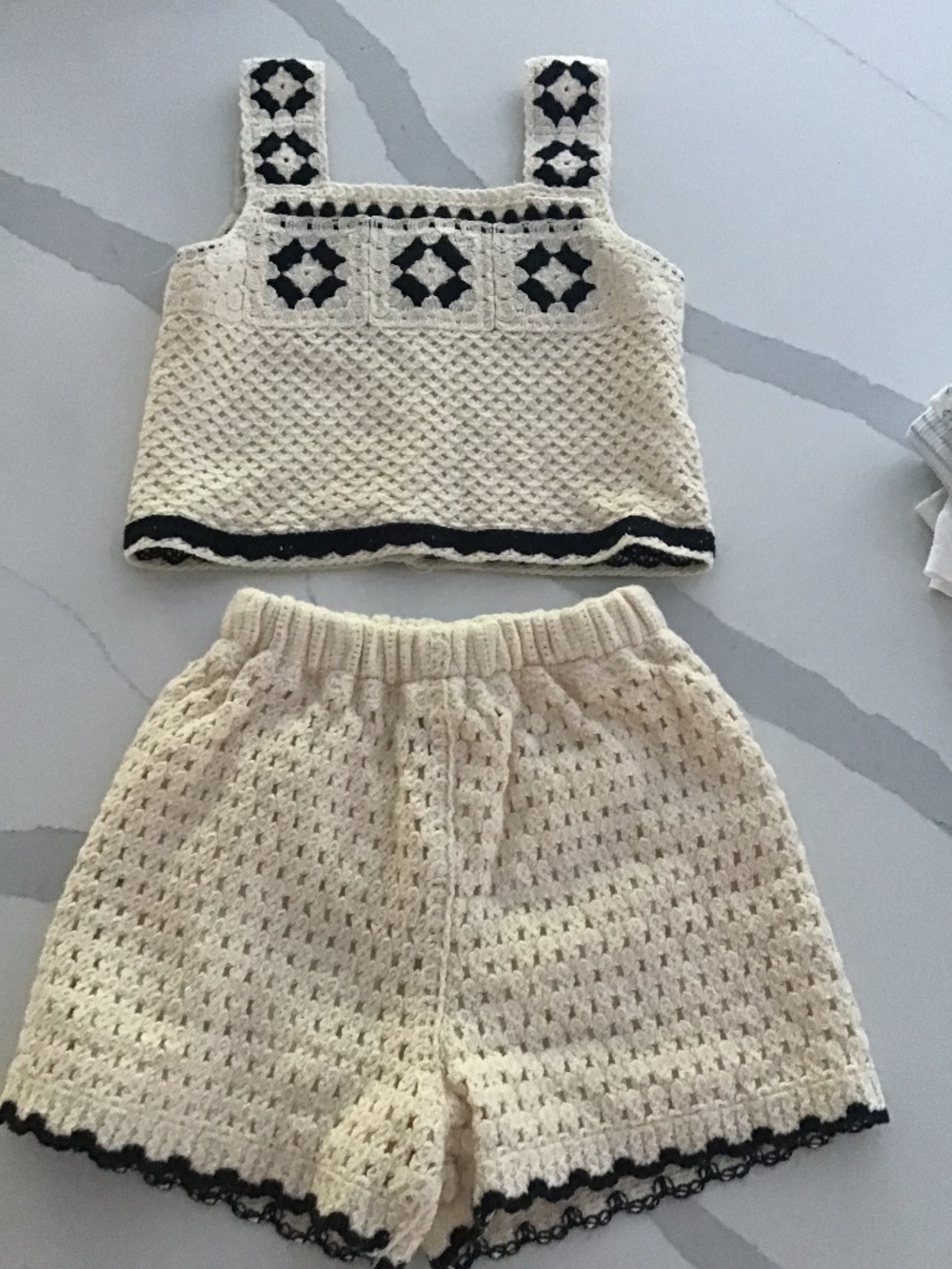 Btween crochet 2 piece short set , Ivory, Size Toddler Girl 2T